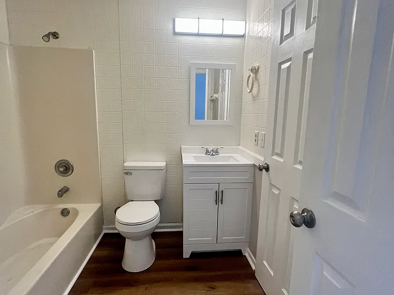 230 Lanier Dr #190 — Photo 3