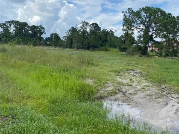 140 Pine Ln #142, Lehigh Acres, FL 33973