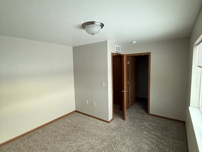 Madison Park Townhomes 1&2 — Photo 16