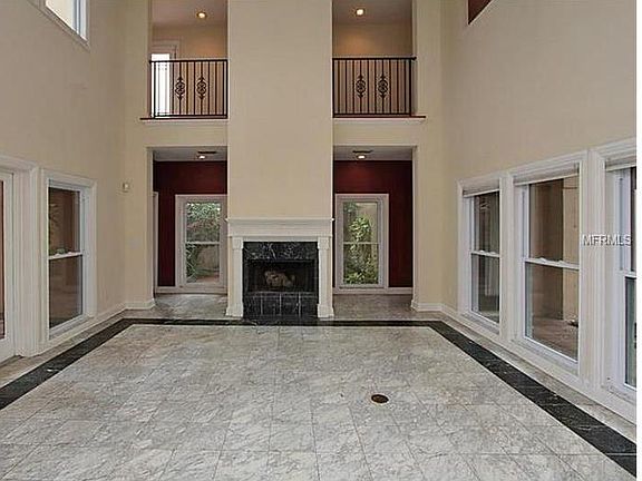 4th image of 2809 W Fountain Blvd