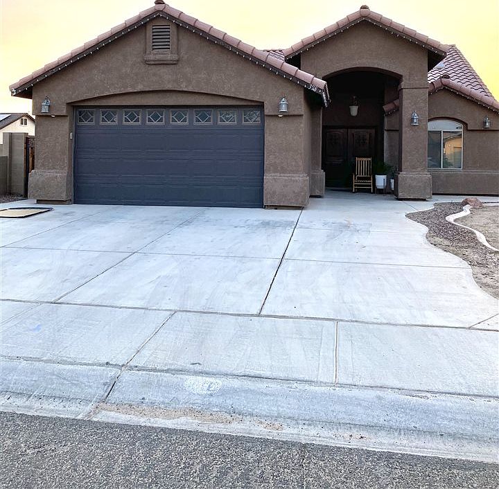 1st image of 398 N Bernal Dr