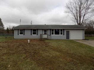 19081 Sandy Dr, Goshen, IN 46528