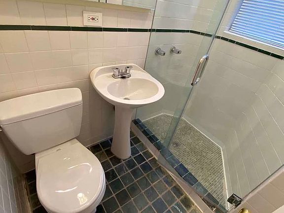 4th image of 241 W 4th St #34C