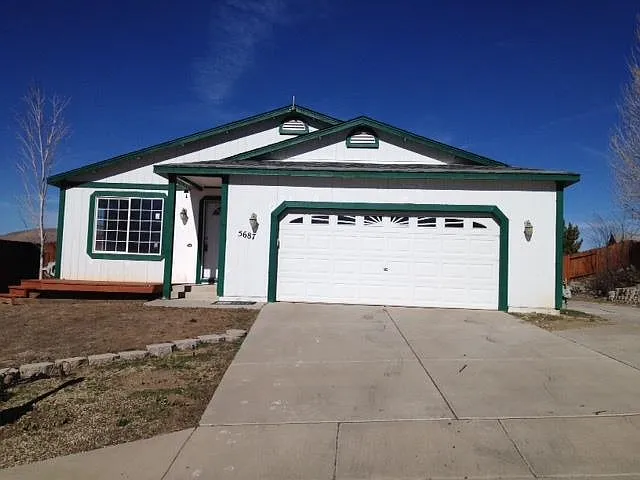 5687 Peach Ct photo 1