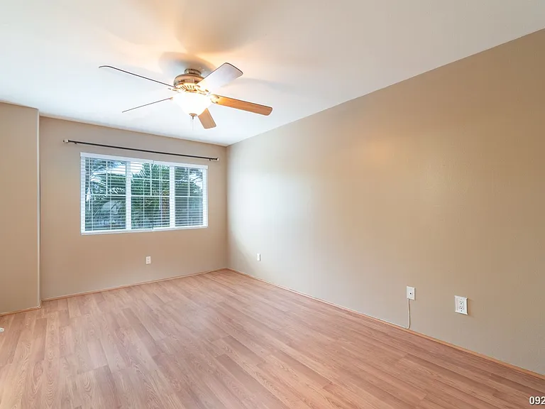 91-1011 Kaipalaoa St #404 — Photo 17