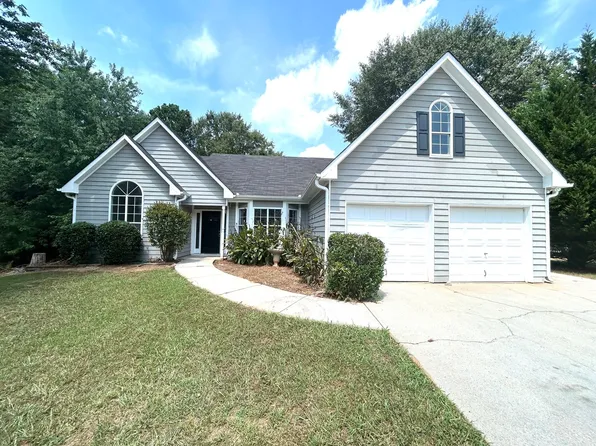 5194 Eagles Nest Ct, Loganville, GA 30052