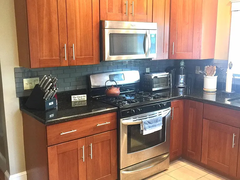 131 Madison Ave — Photo 9