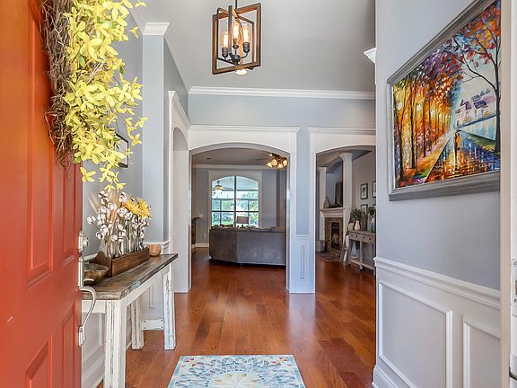 5th image of 2028 Spoonbill St