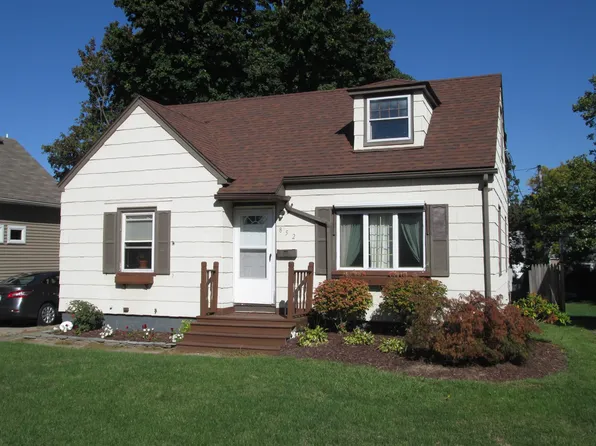 852 Britton Rd, Rochester, NY 14616