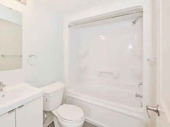5th image of 803 Gordon St #6