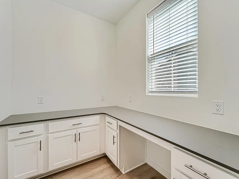 24344 E Walsh Ave — Photo 4