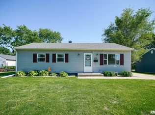 1020 Lincoln Rd, Marquette Heights, IL 61554