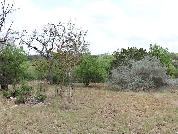 4th image of 1307 COMANCHE PATH
