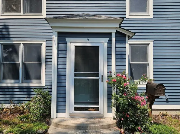 208 Marlborough St #4, East Greenwich, RI 02818
