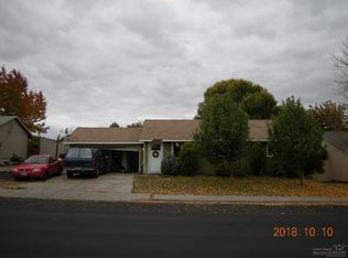 2067 SW 31st St, Redmond, OR 97756