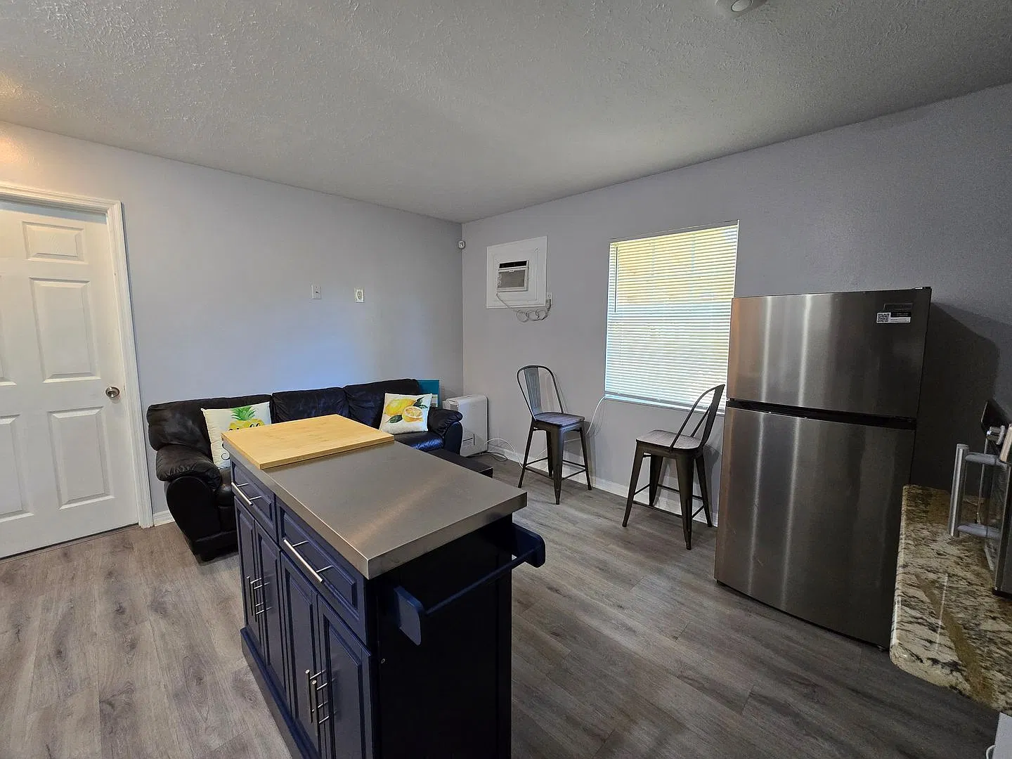 Rent Includes Everything! Water, Electric, High Speed Internet, Streaming Services, Lawn Maintena... — Photo 3