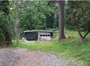 121 Crane Ln, Greensburg, PA 15601