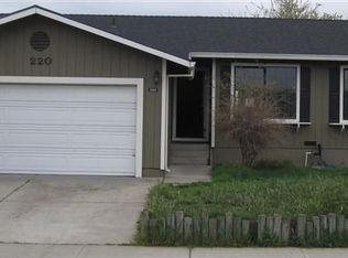 220 Charmaine Ct, Lathrop, CA