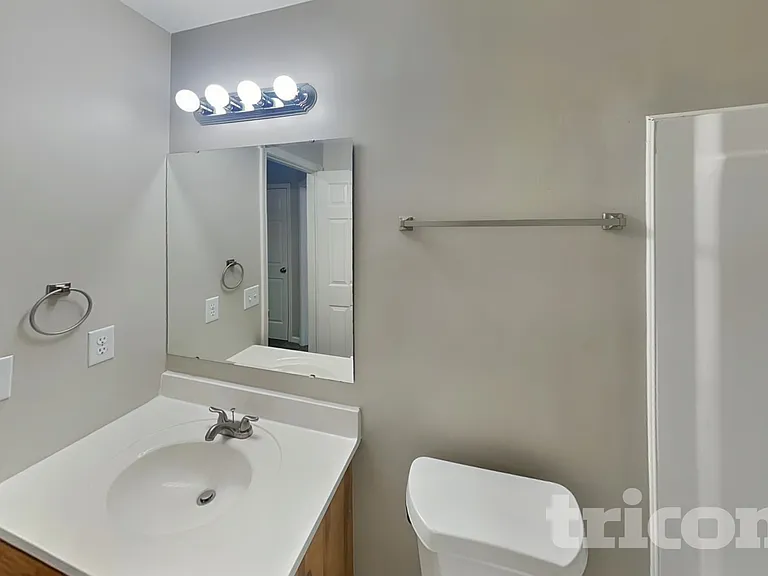 10213 Blue Sky Dr — Photo 12