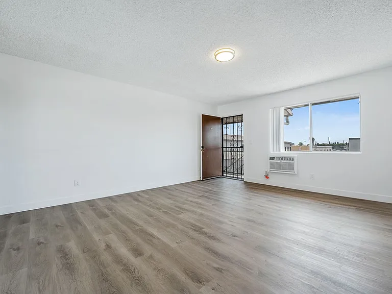 Ackerfield Apartments — Photo 35