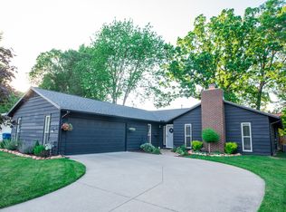 163 Barberry Dr, Berea, OH 44017