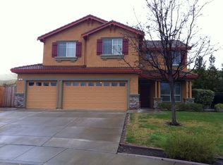 236 Woodcrest Dr, Vacaville, CA 95688