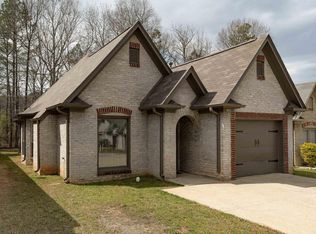 145 Springdale Dr, Gardendale, AL 35071