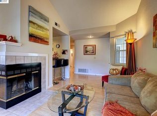 7860 Canyon Meadow Cir APT B, Pleasanton, CA 94588