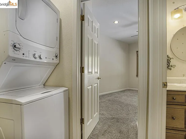 1656 Green Valley Rd #A — Photo 8
