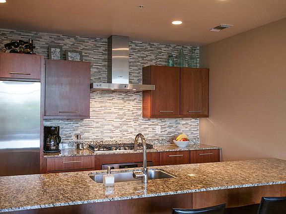 5th image of 210 Lee Barton Dr Unit 405