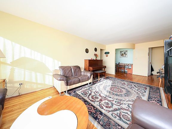 3rd image of 2600 E 21st St APT 6G