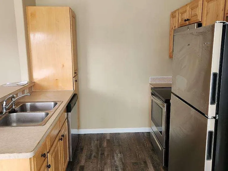 157 Clubhouse Cir #202 — Photo 3