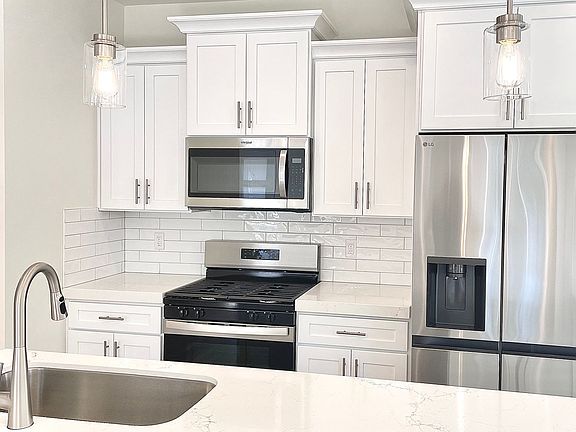 5th image of 3567 S Sedgewick Ct