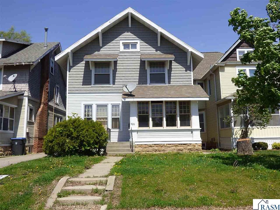 1st image of 926 S Front St