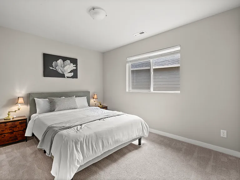 1407 S 281st St — Photo 5