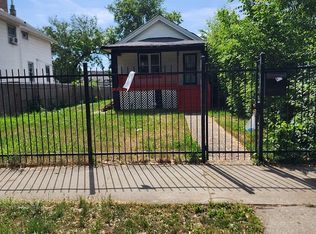 142 N Lotus Ave, Chicago, IL 60644