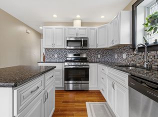 9 2nd St, Wakefield, MA 01880