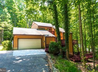 17232 Creekside Dr, Brandywine, MD 20613