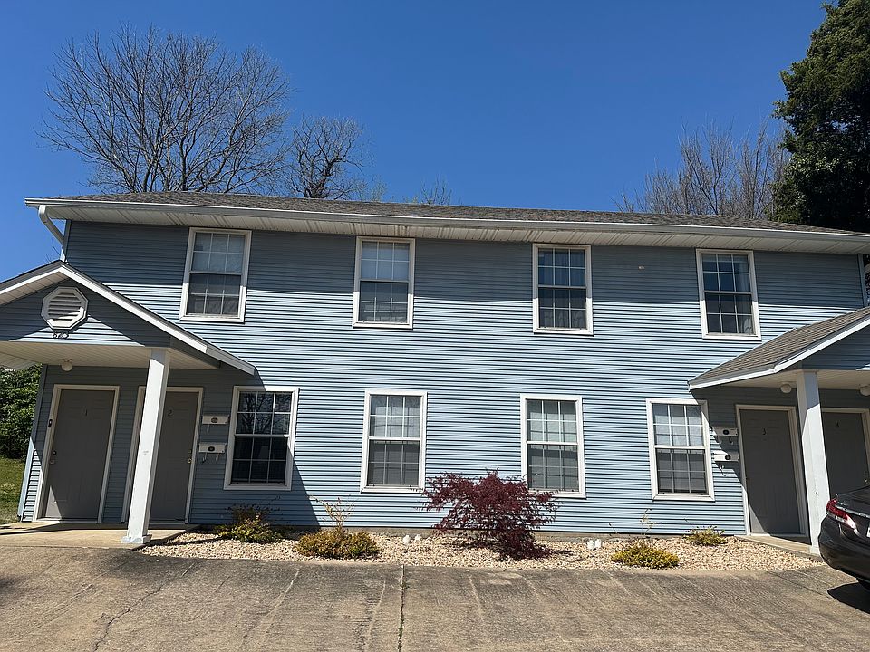 1st image of 879 N Storer Ave