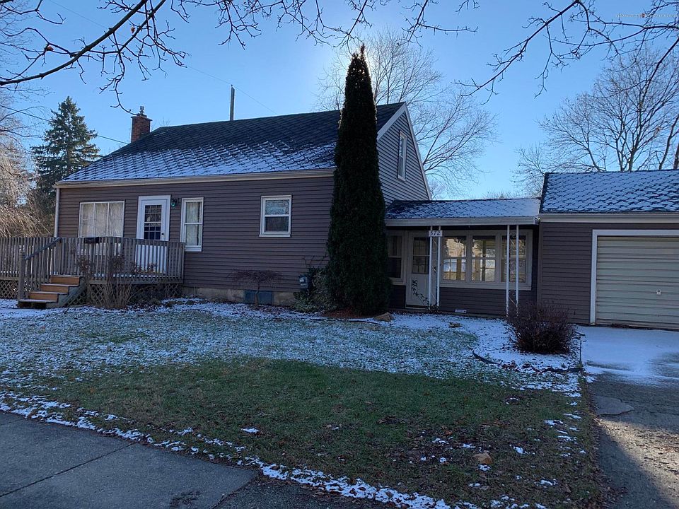 1st image of 572 Lincoln Ave