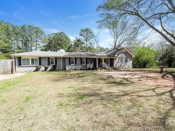 325 Longview Rd, Fayetteville, GA 30214