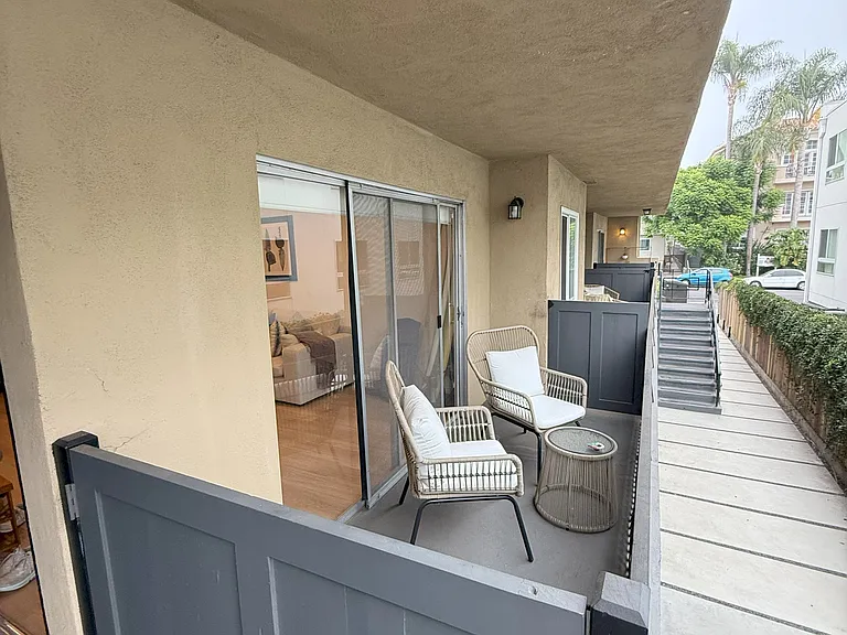 PRIVATE PATIO