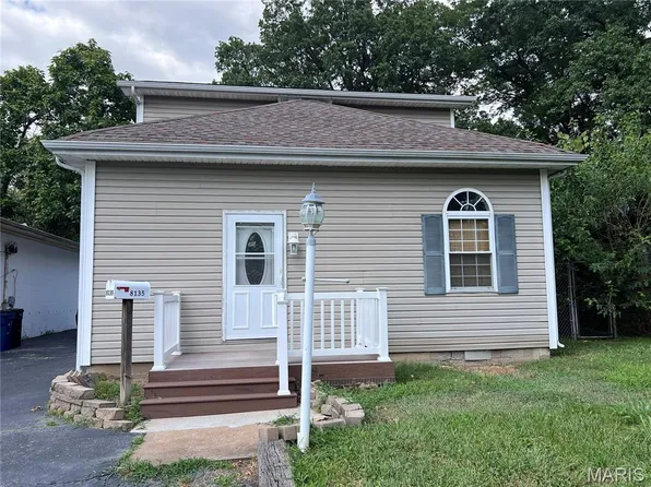 8135 Ellerton Ave, Saint Louis, MO 63114