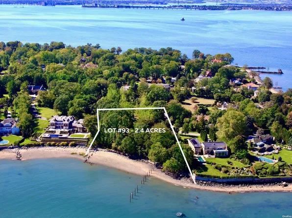 91 Gatsby Lane, Great Neck, NY 11024