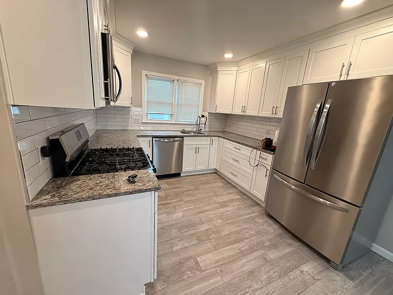 31 Barbara St #2 — Photo 5