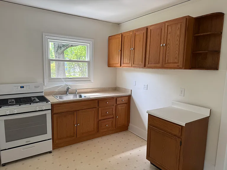 72 Central Ave #2A — Photo 7