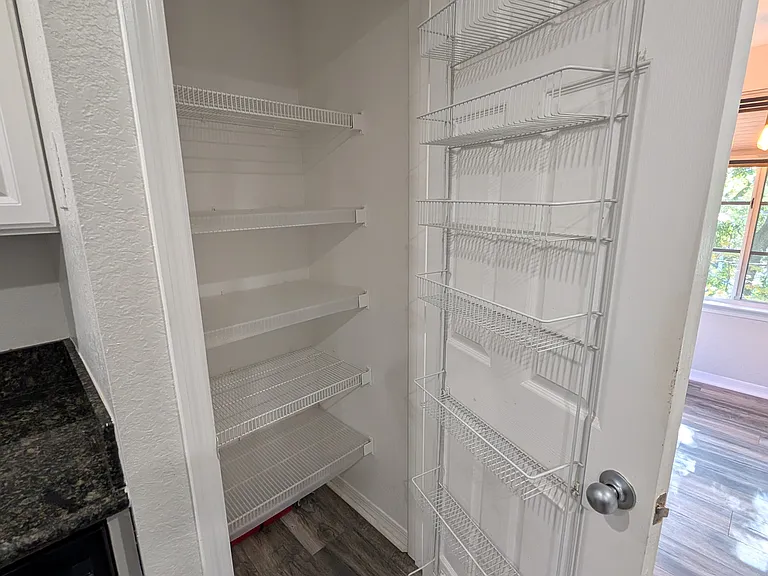 5202 Hampton Beach Pl — Photo 31