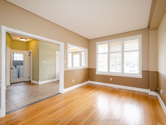 3rd image of 38 Harwood Dr