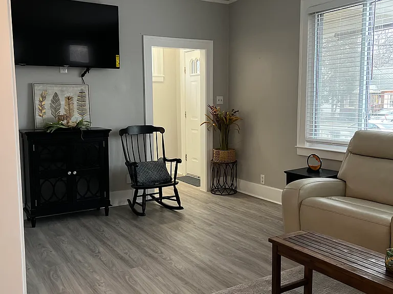 2824 Parker St — Photo 13