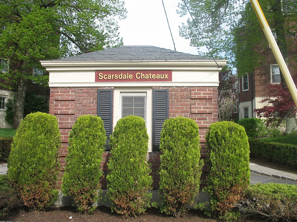 1st image of 8 Chateaux Cir APT 8E